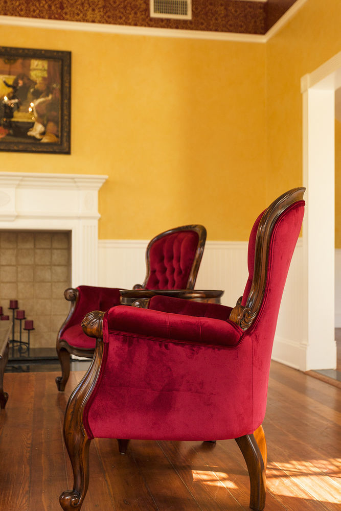 Red Velvet Inn Navasota Екстериор снимка